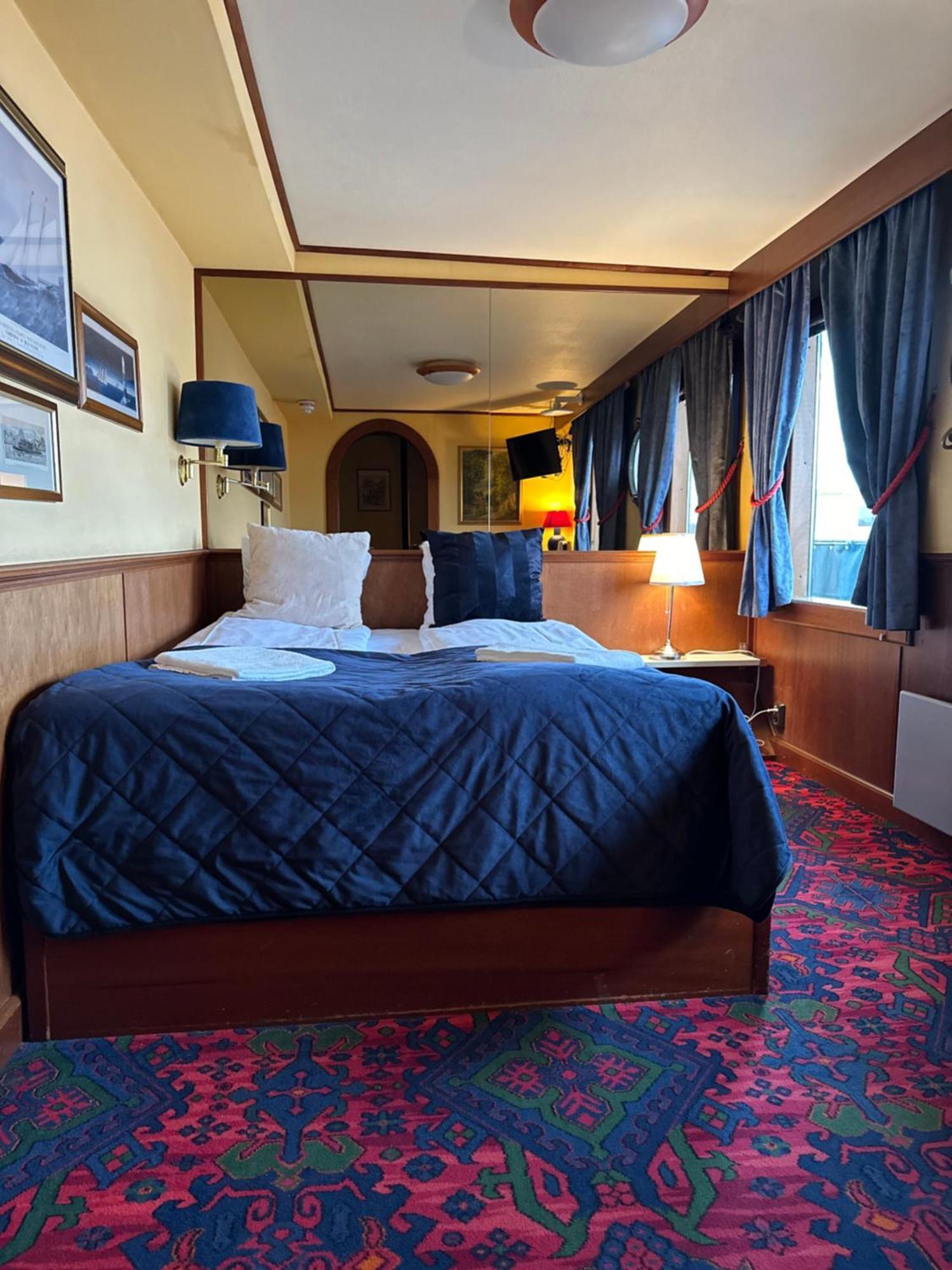 Bateau-hôtel Den Roeda Baten Ville de Stockholm